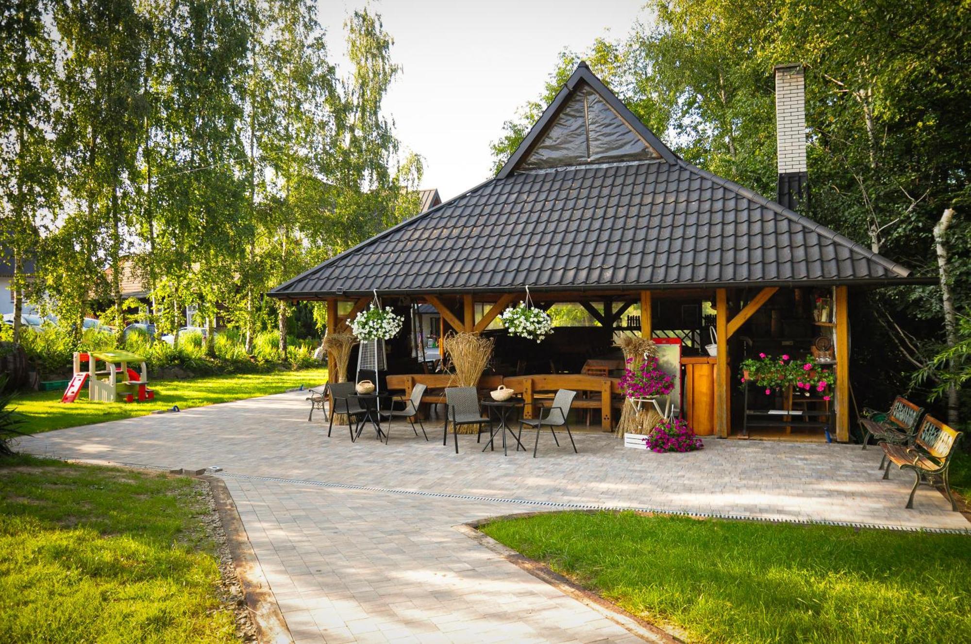 Wisniowy Gaj Villa Ujanowice Екстериор снимка