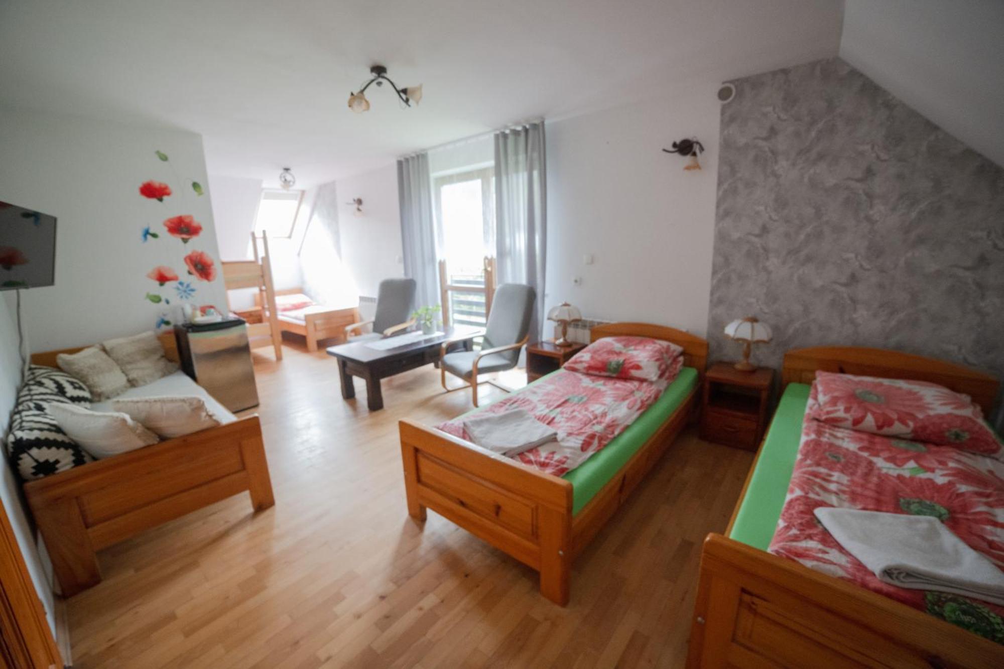 Wisniowy Gaj Villa Ujanowice Екстериор снимка